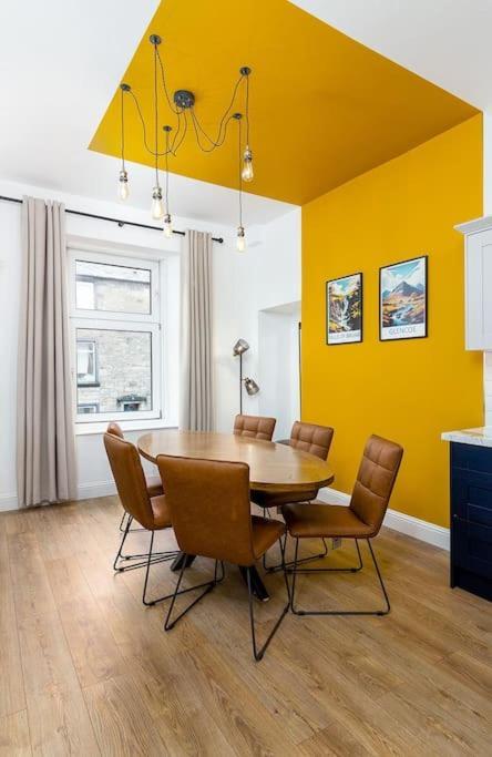 The Stylish 3-Bedroom Maisonette Retreat Стерлинг Экстерьер фото